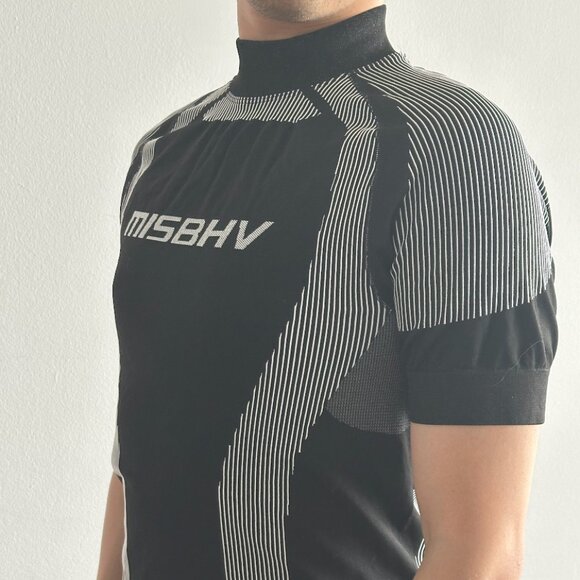 MISBHV Black Active Sport Short Sleeve Turtleneck – Size L/XL - Picture 1 of 6